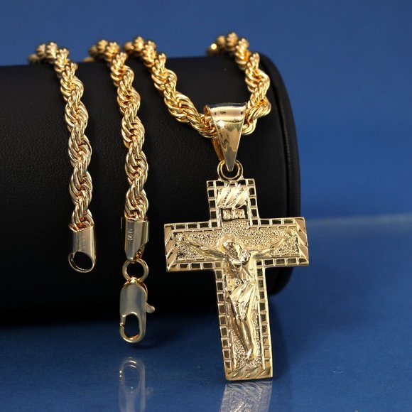 14k Gold Jesus Pendant + Necklace - Picture 3 of 5